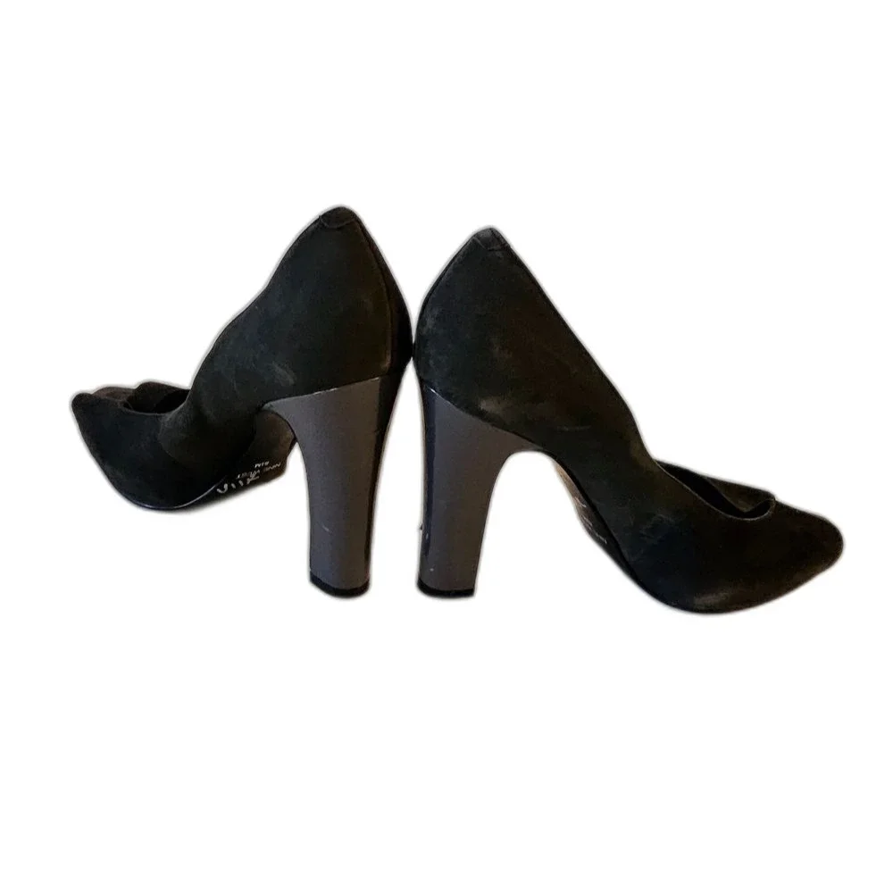 NINE WEST HEELS - Picture 7 of 9